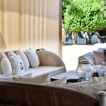 Luxurious Villa By The Sea Posidhonia  Екстер'єр фото
