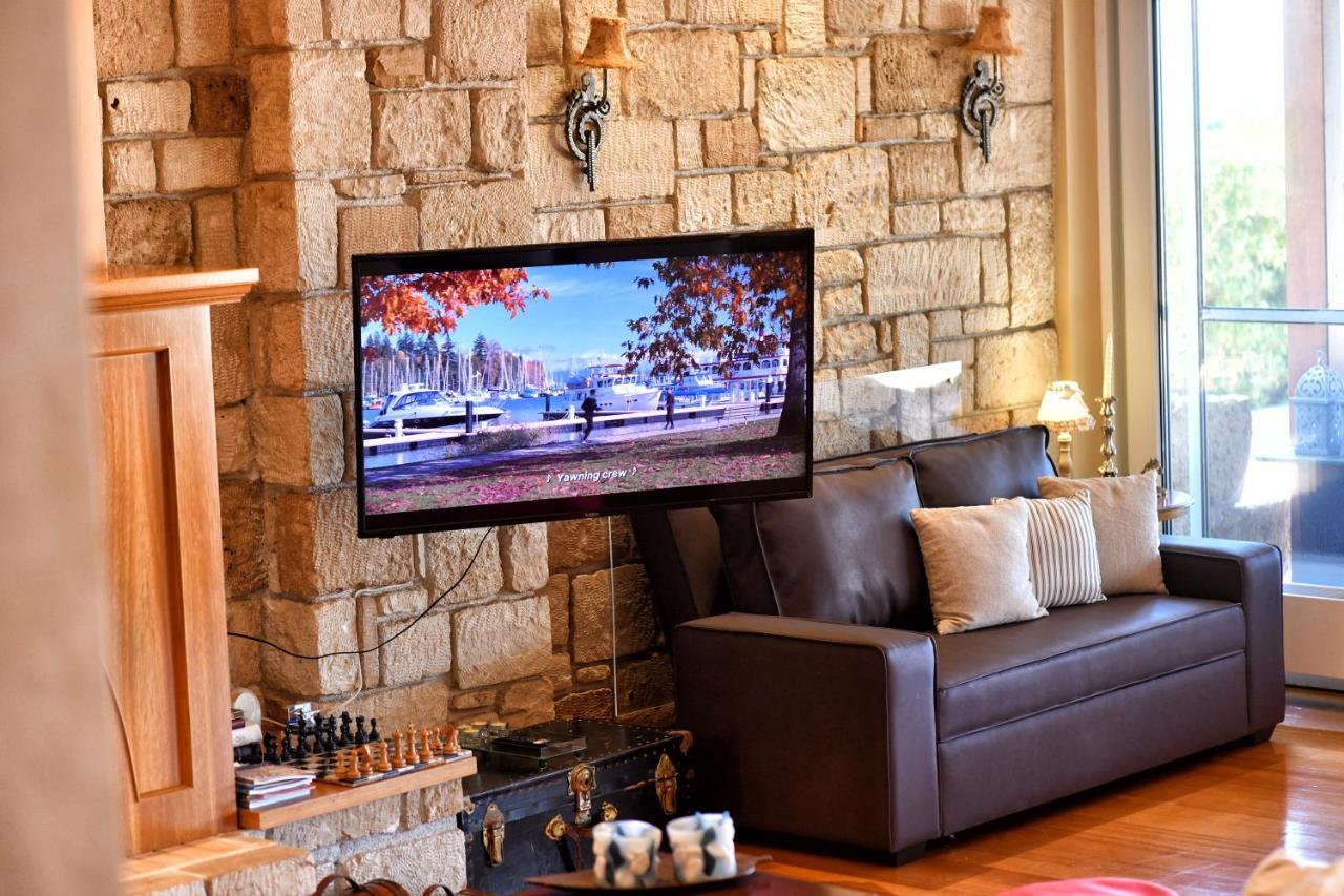 Luxurious Villa By The Sea Posidhonia  Екстер'єр фото